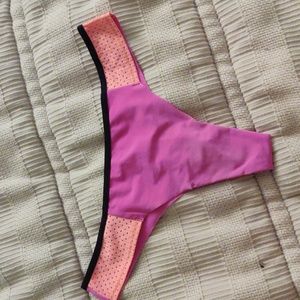 VS Pink Thong - S